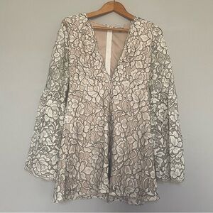 Tobi Cream Lace Overlay Skater Bell Sleeved Mini Dress Size Small